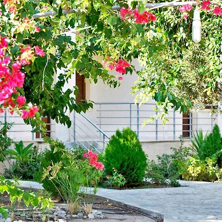 קרטוקמבוס Chouzourakis Studios מראה חיצוני תמונה